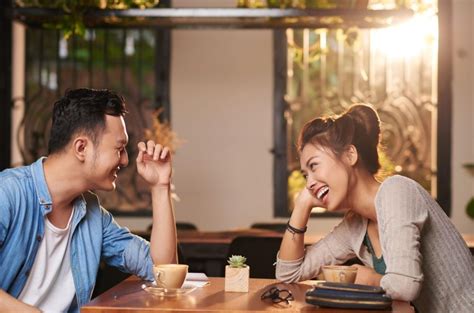 付き合っ て 半年 結婚 の 話|付き合って半年が分かれ道！心が離れて別れるカップルとプロポ.